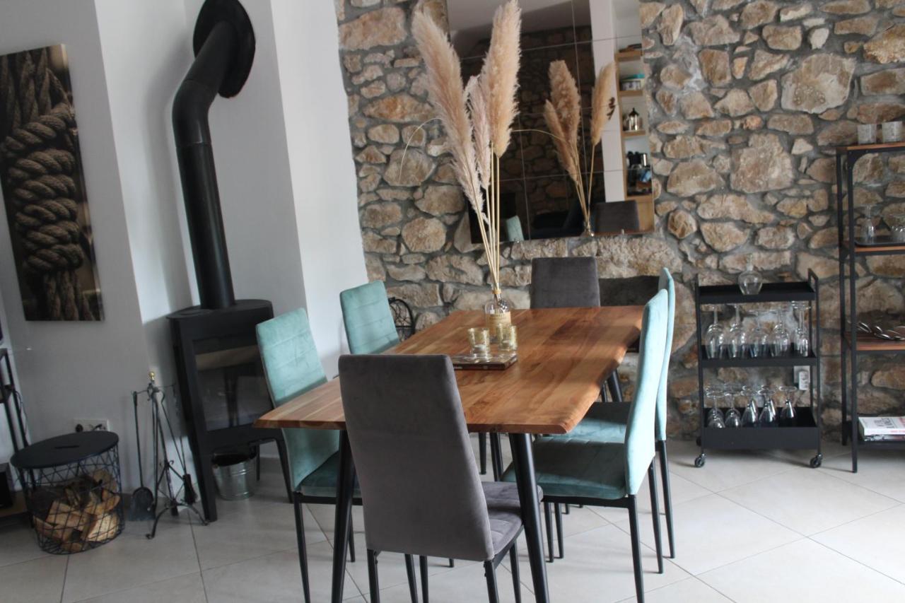 Villa Calma, Recharge Your Body And Mind Gabonjin ภายนอก รูปภาพ